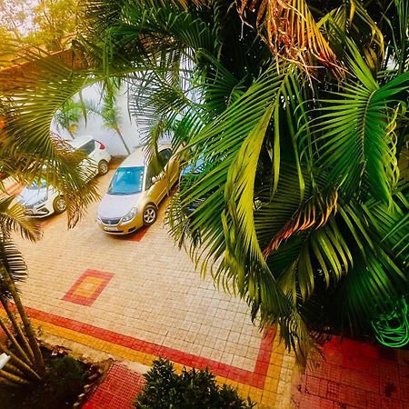 Hotel Jungle Palace Resort Umariā Buitenkant foto